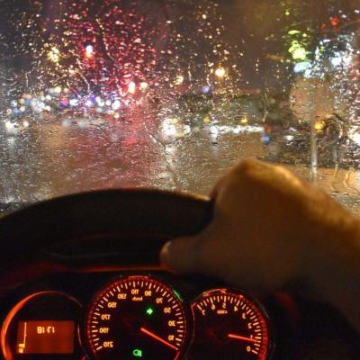 Driving in bad weather conditions